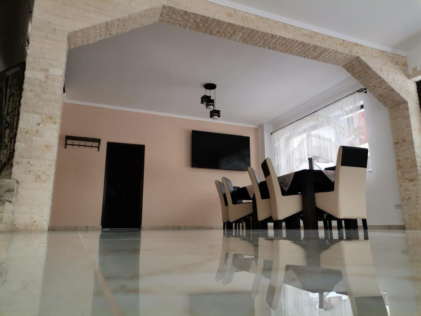 Casa Dana Olteanu Hotel มัวเยชู เด ซุส ภายนอก รูปภาพ